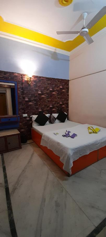 G Vibes Guest House Agra  Dış mekan fotoğraf