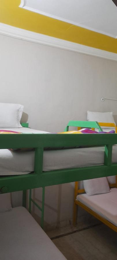 G Vibes Guest House Agra  Dış mekan fotoğraf