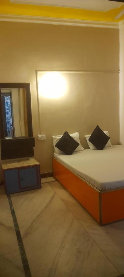 G Vibes Guest House Agra  Dış mekan fotoğraf