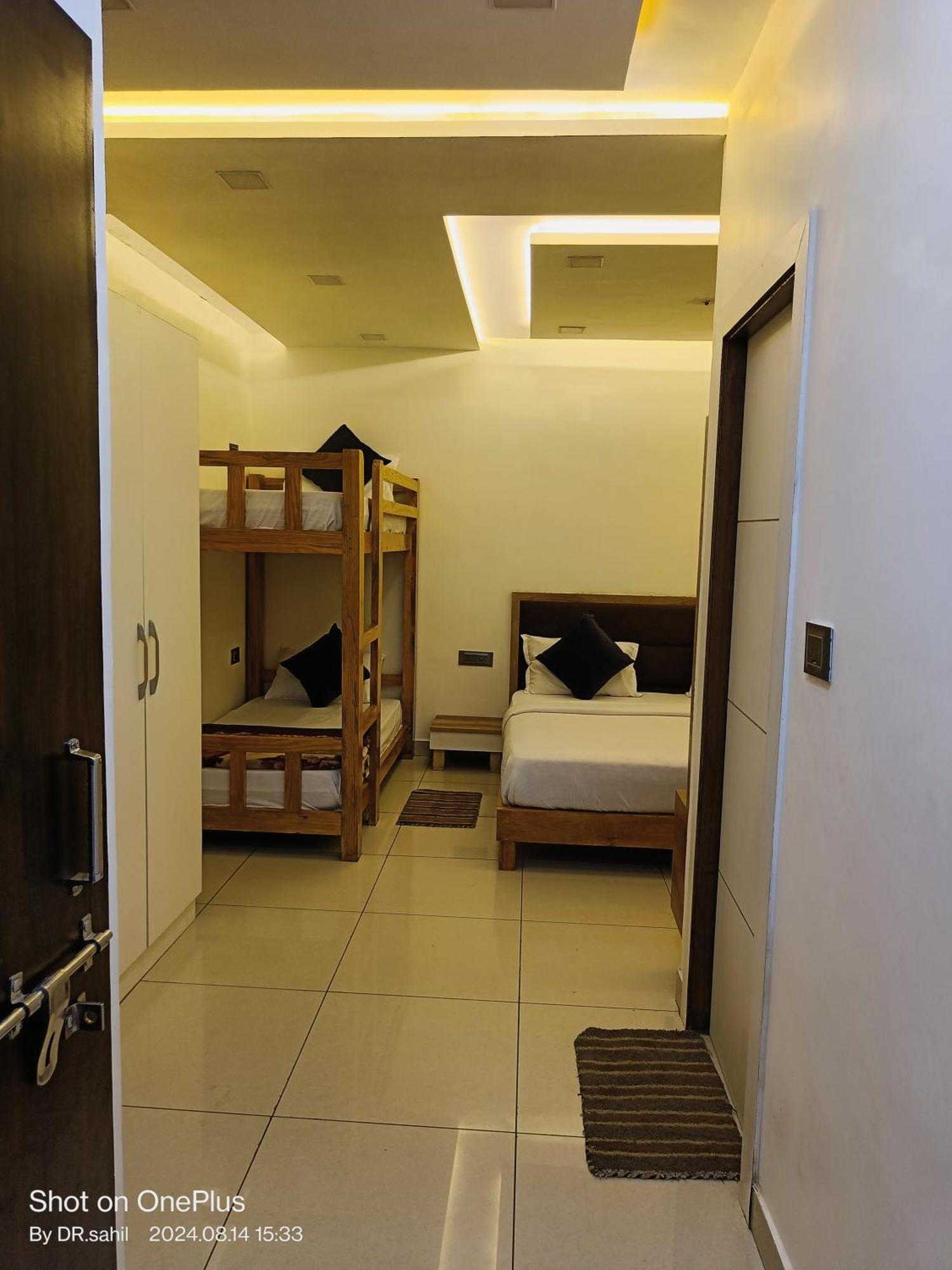 G Vibes Guest House Agra  Dış mekan fotoğraf